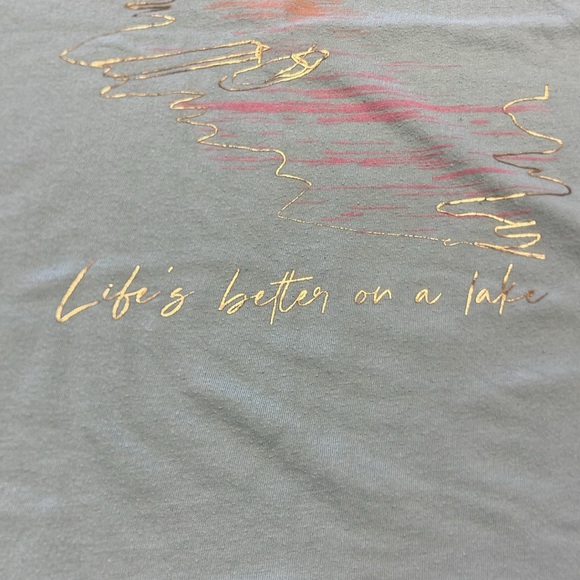 Banana Republic Blue Lake Graphic Tee - Women’s Size XL - Picture 5 of 7